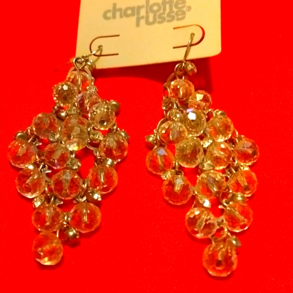 Clear whitish Drop earrings-NEW